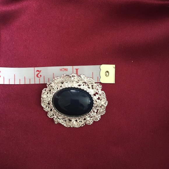 Vintage Sliver Brooch - Picture 2 of 2